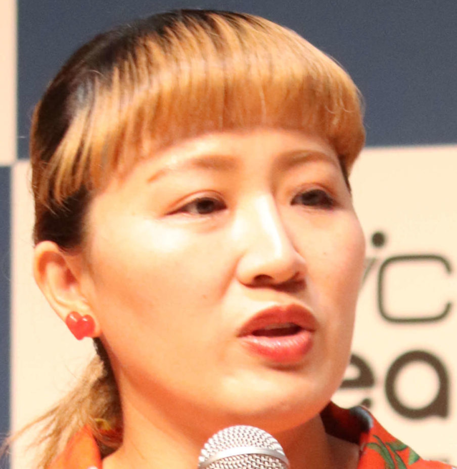 画材ブランド「コピック」新商品発表会で絵を披露した丸山桂里奈（撮影・加藤理沙）