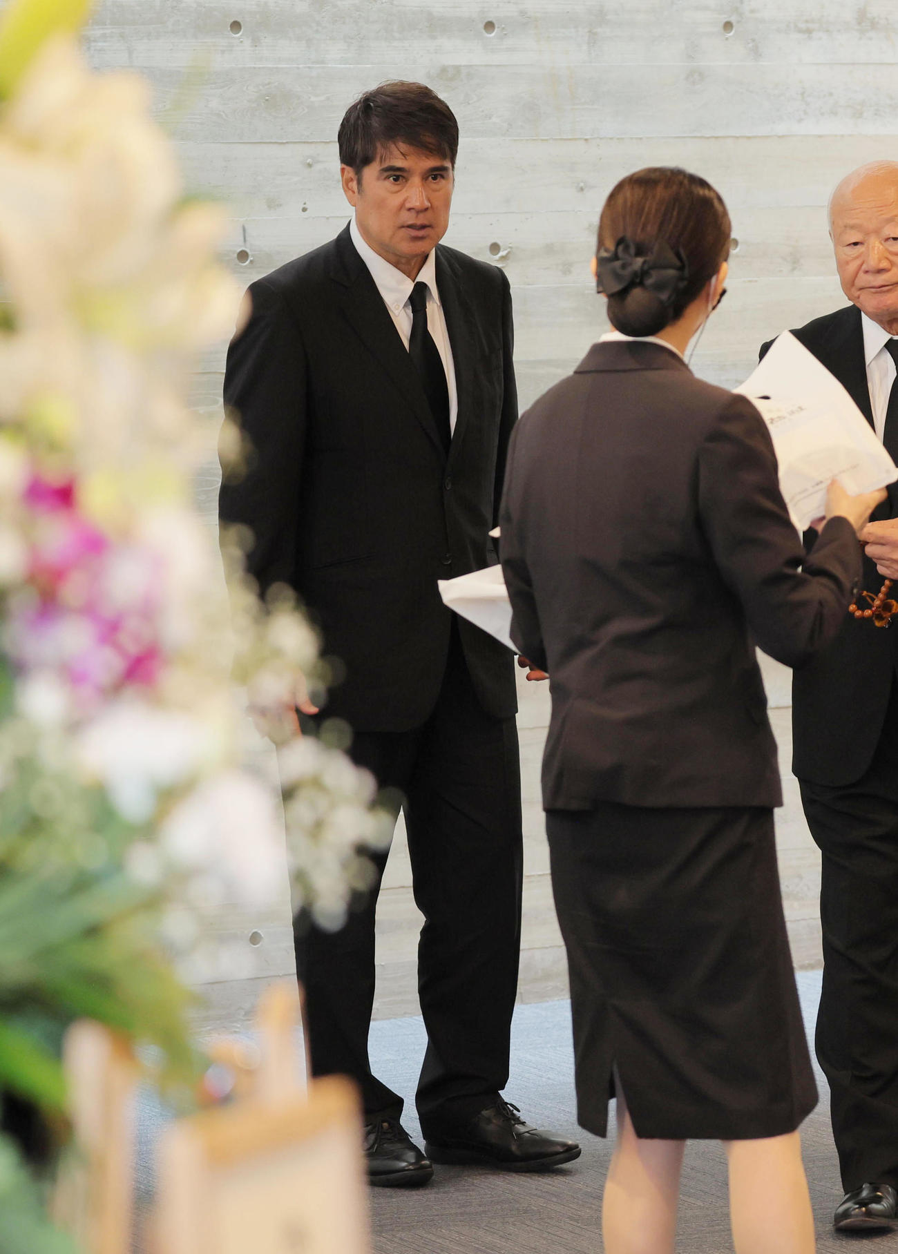釜本邦茂さんの葬儀に参列した元G大阪の永島昭浩氏（撮影・宮崎幸一）