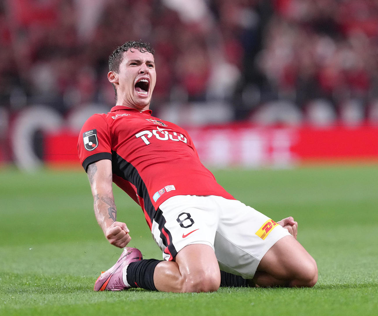 浦和対名古屋　前半、ゴールを決め喜ぶ浦和サヴィオ（撮影・足立雅史）