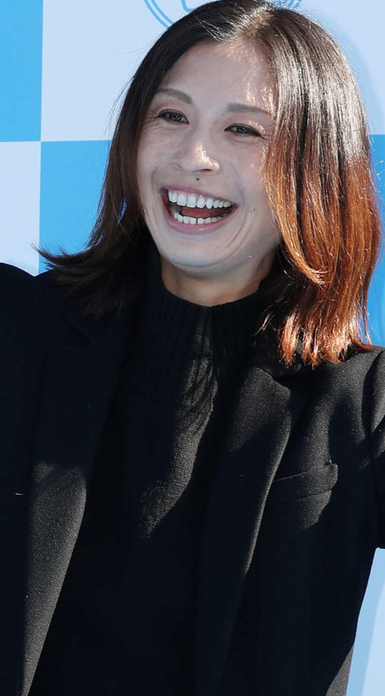鮫島彩さん（2024年12月撮影）