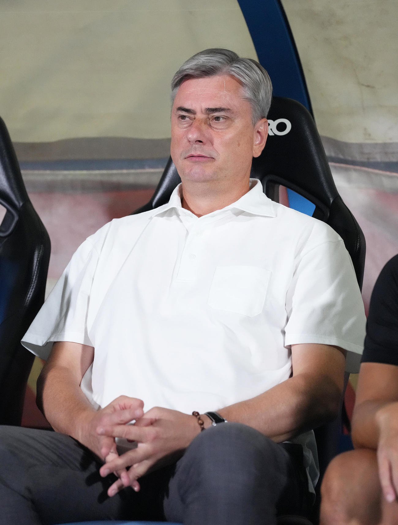 川崎F対浦和　試合に臨む浦和スコルジャ監督（撮影・足立雅史）