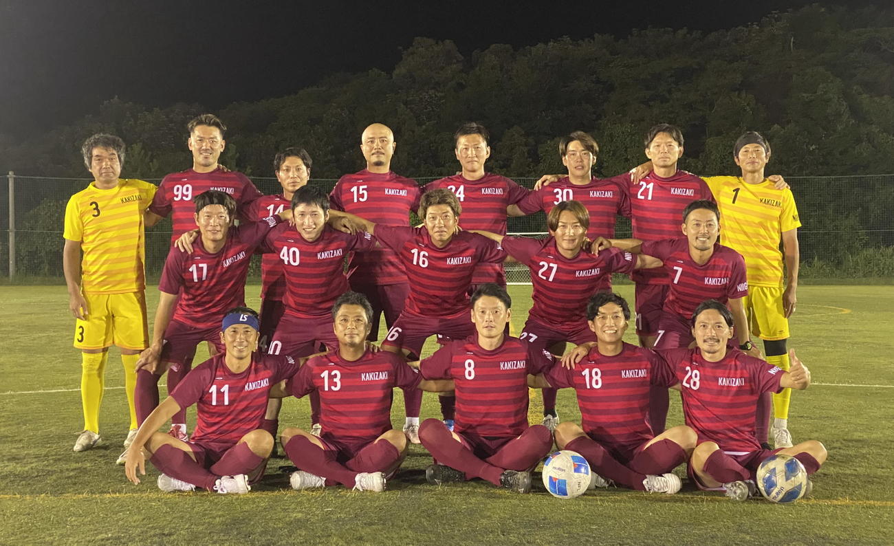 柿崎FCシニアのメンバー（撮影・小林忠）