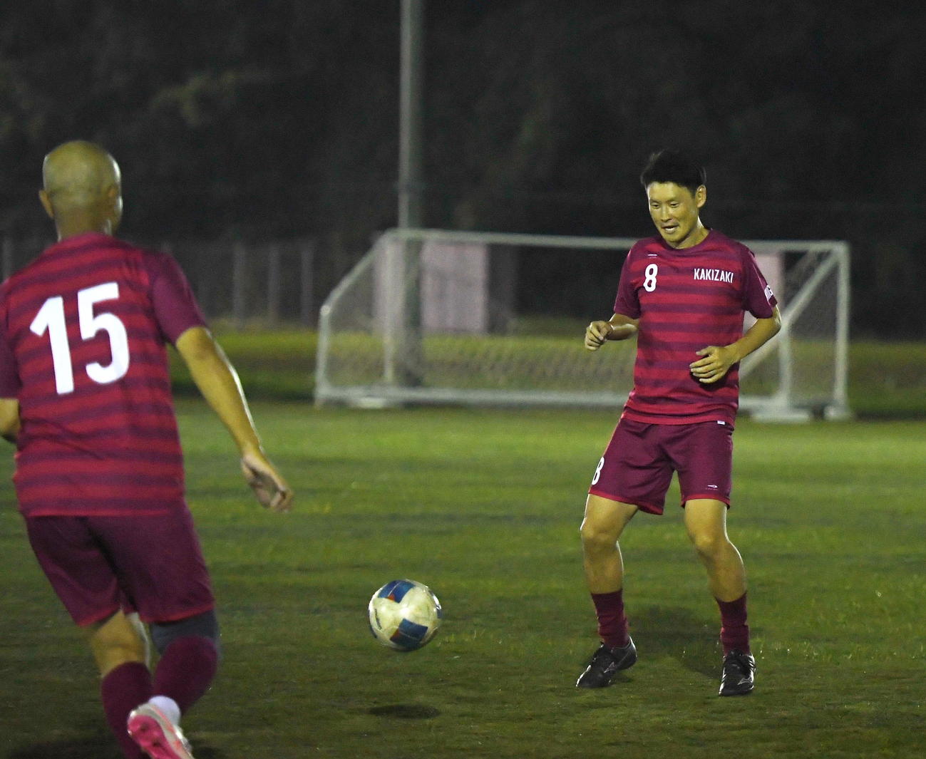 練習で汗を流す柿崎FCシニア（撮影・小林忠）