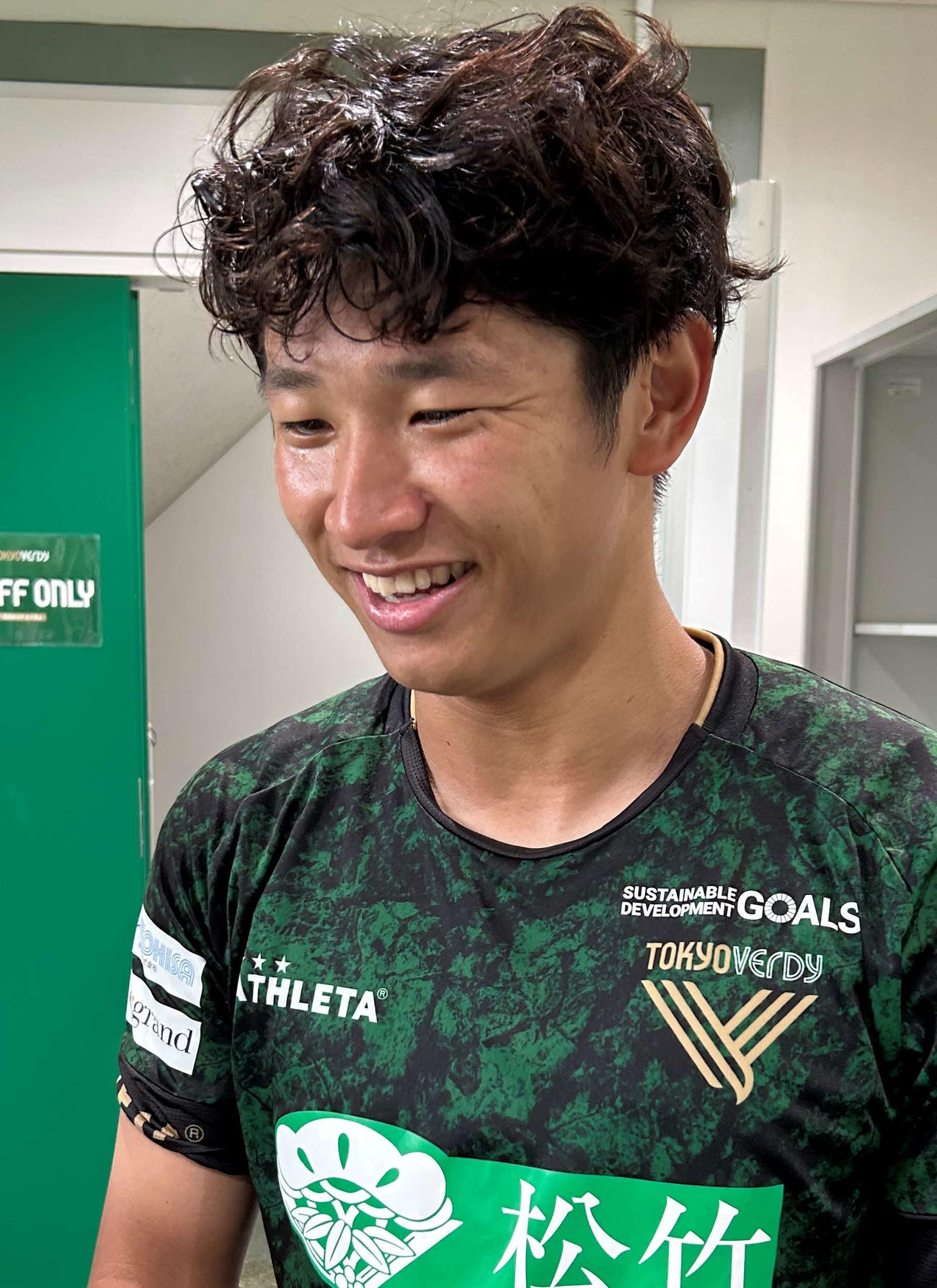 左足の負傷を乗り越えチーム練習に部分合流している東京V・FW山田剛綺