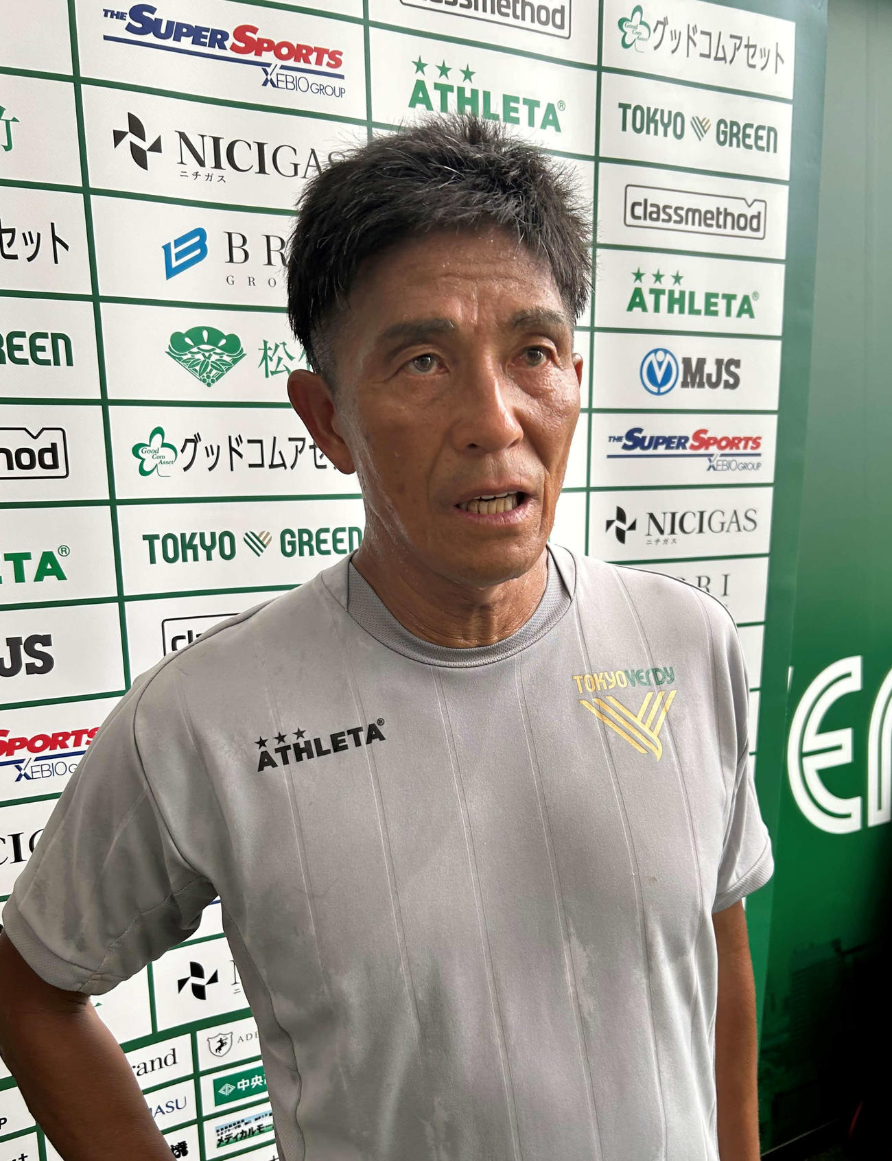 次節岡山戦に向けて取材に応じた東京V城福浩監督