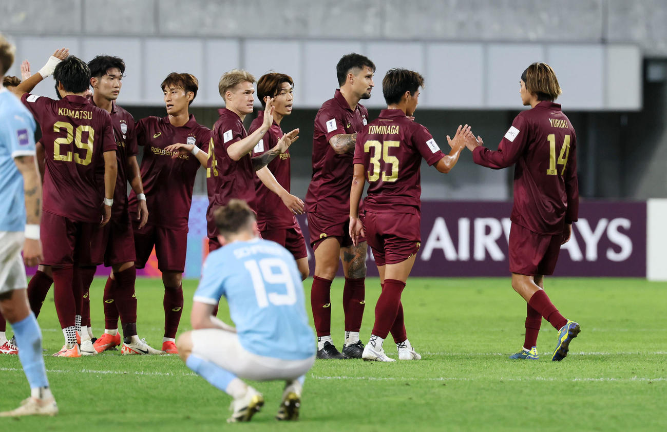 神戸対メルボルン・シティ　メルボルン・シティに勝利した神戸イレブン（撮影・加藤哉）