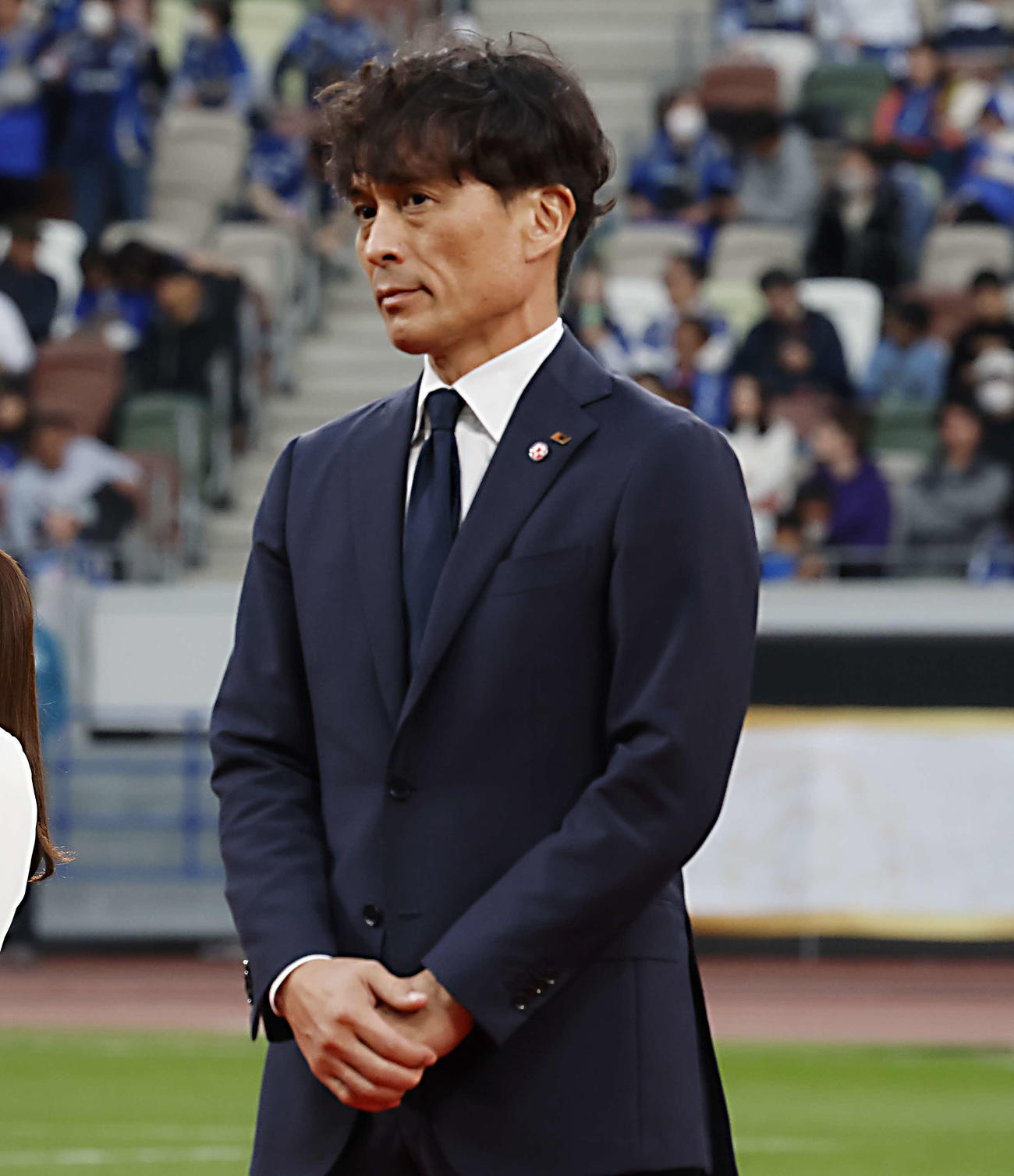 町田対神戸　表彰式に登壇した日本サッカー協会（JFA）会長宮本恒靖氏（撮影・山本朝陽）