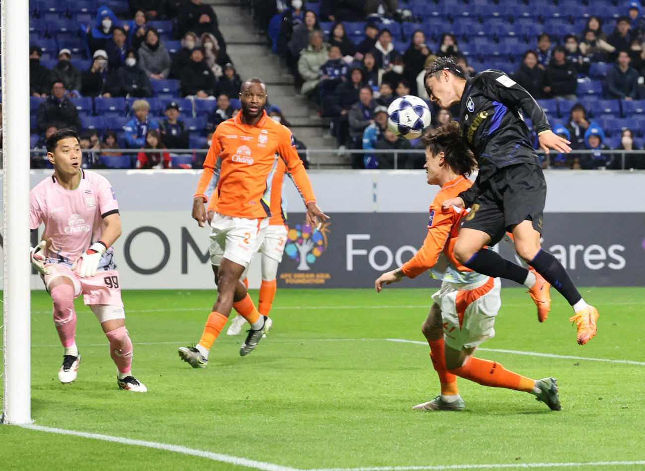 G大阪対ラーチャブリーFC　後半、先制ゴールを決めるG大阪名和田（撮影・西尾就之）