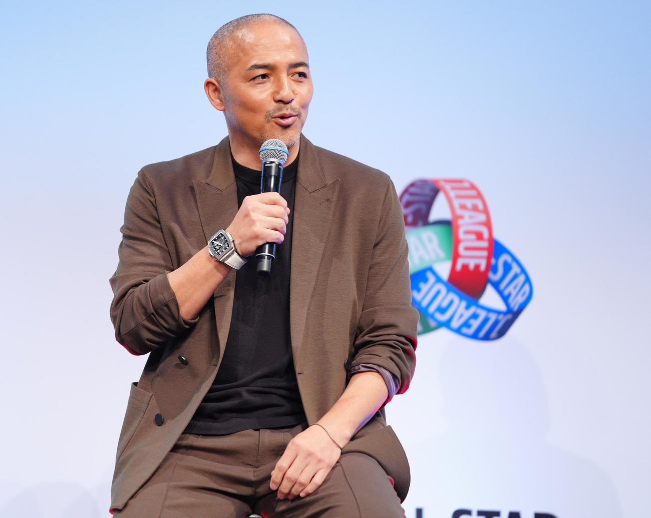 「JリーグオールスターDAZNカップ」開催発表会見でトークセッションを行う小野伸二氏（撮影・垰建太）