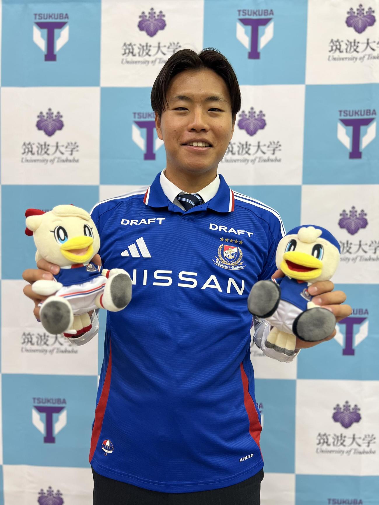 筑波大学蹴球部プロ内定者会見に出席した浦横浜F・マリノスDF諏訪間幸成（撮影・佐藤成）