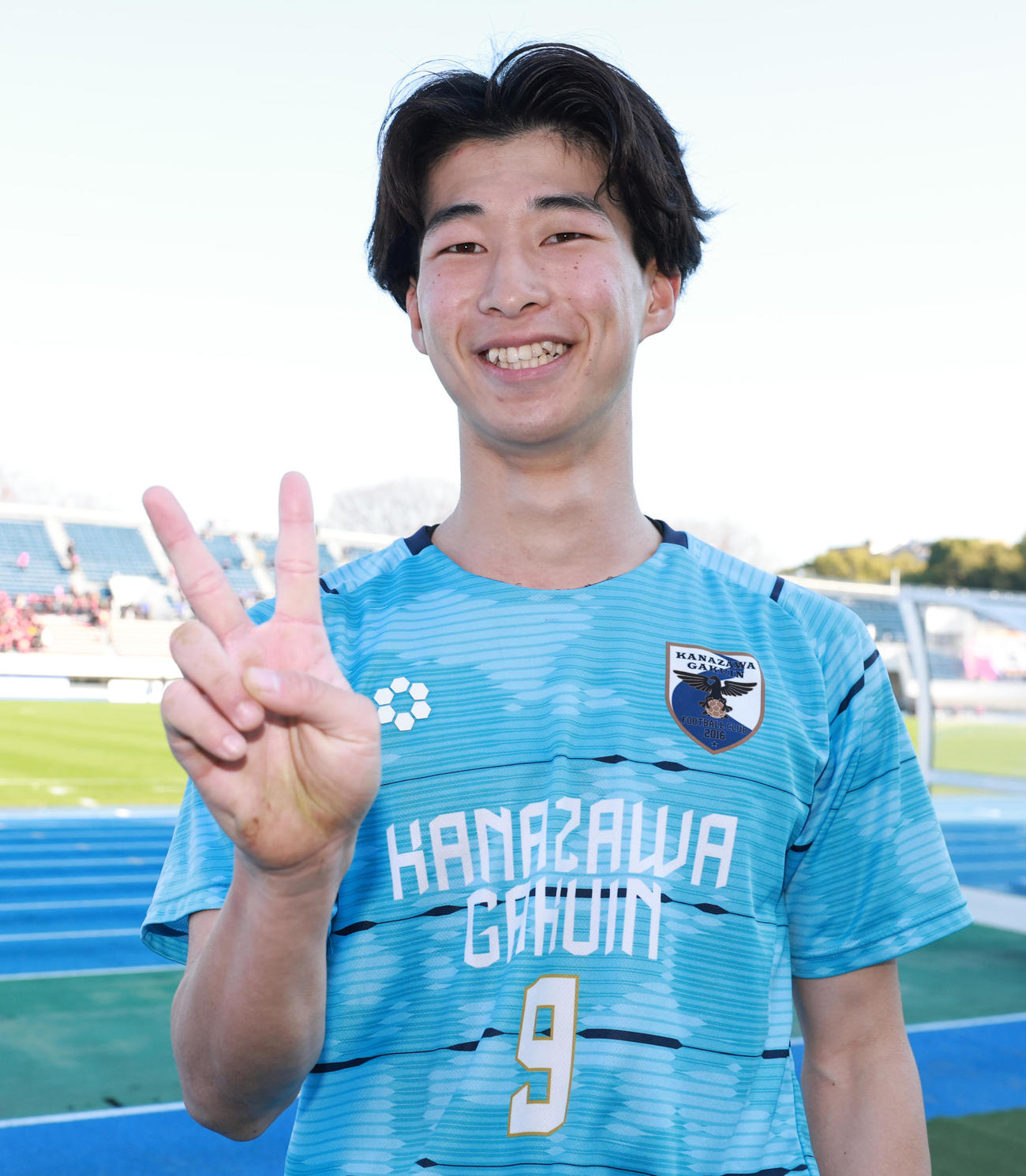 金沢学院大付対日章学園　2ゴールで初戦突破し笑顔の金沢学院大付・家辺凛（撮影・野上伸悟）