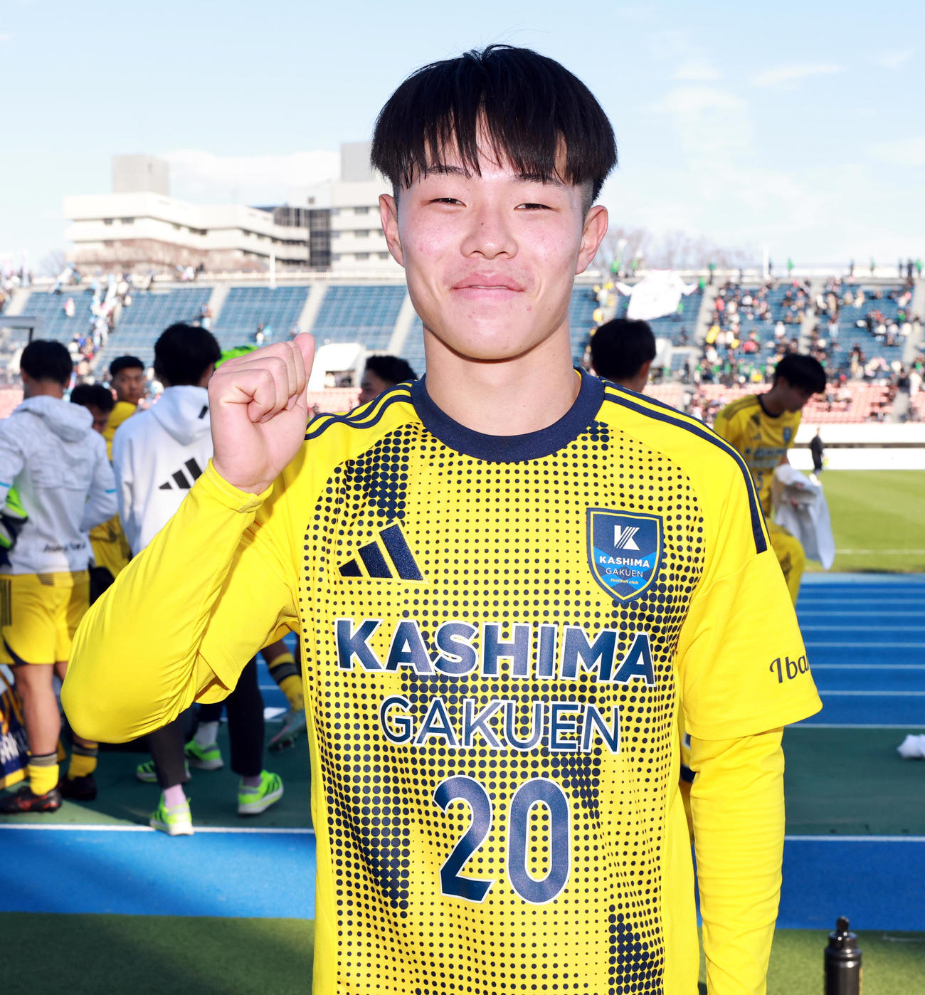 金沢学院大付対鹿島学園　勝利を喜ぶ鹿島学園・三浦（撮影・野上伸悟）
