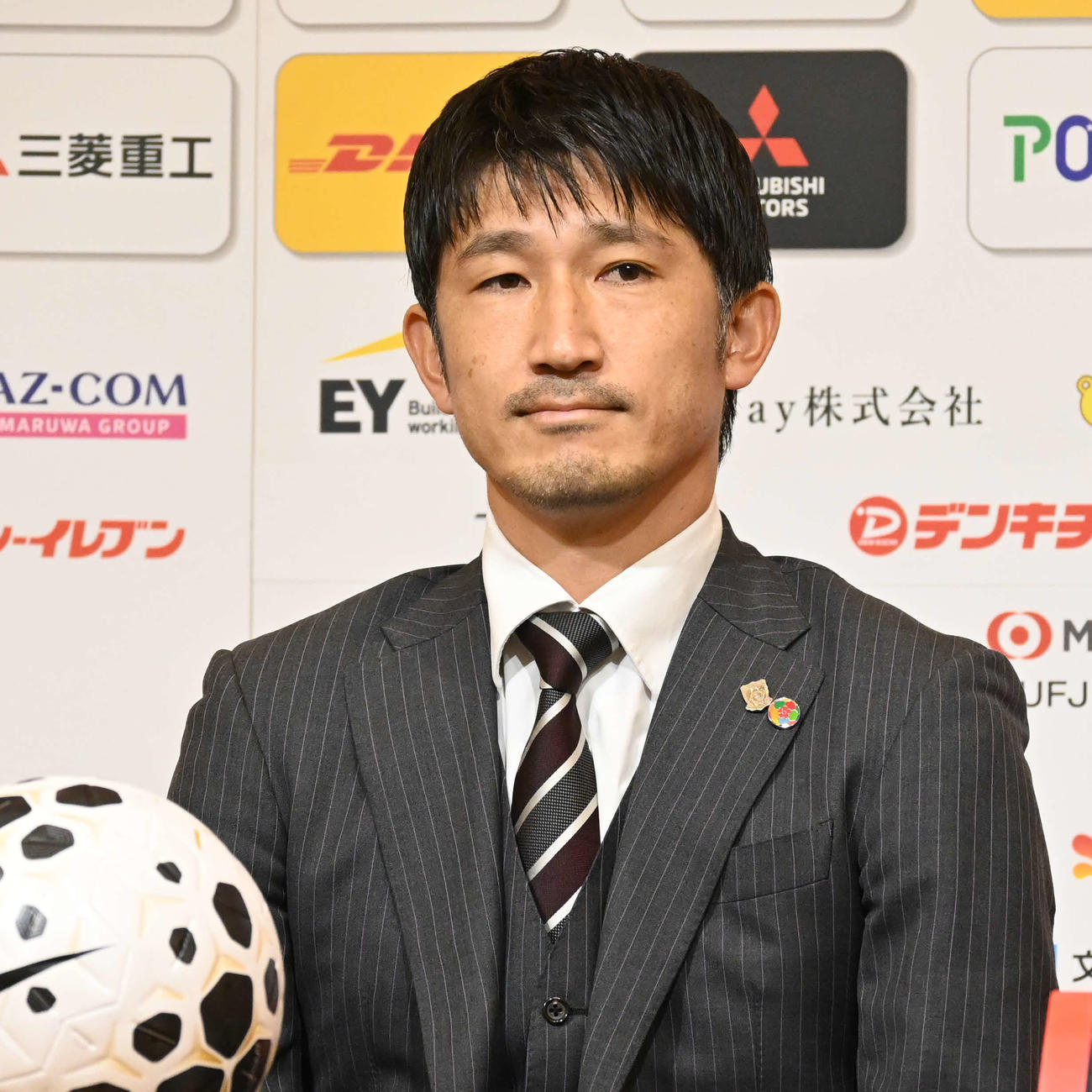 浦和の新体制会見に出席した堀之内スポーツダイレクター（撮影・飯岡大暉）