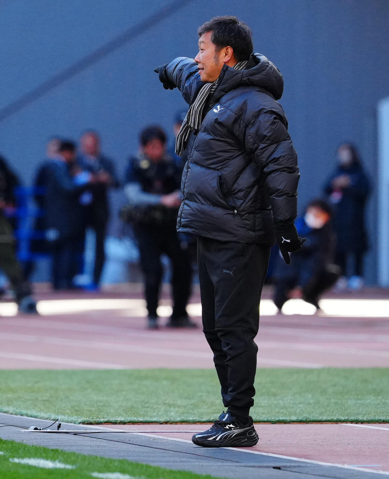 神村学園対鹿島学園　指示を出す神村学園・有村監督（撮影・垰建太）