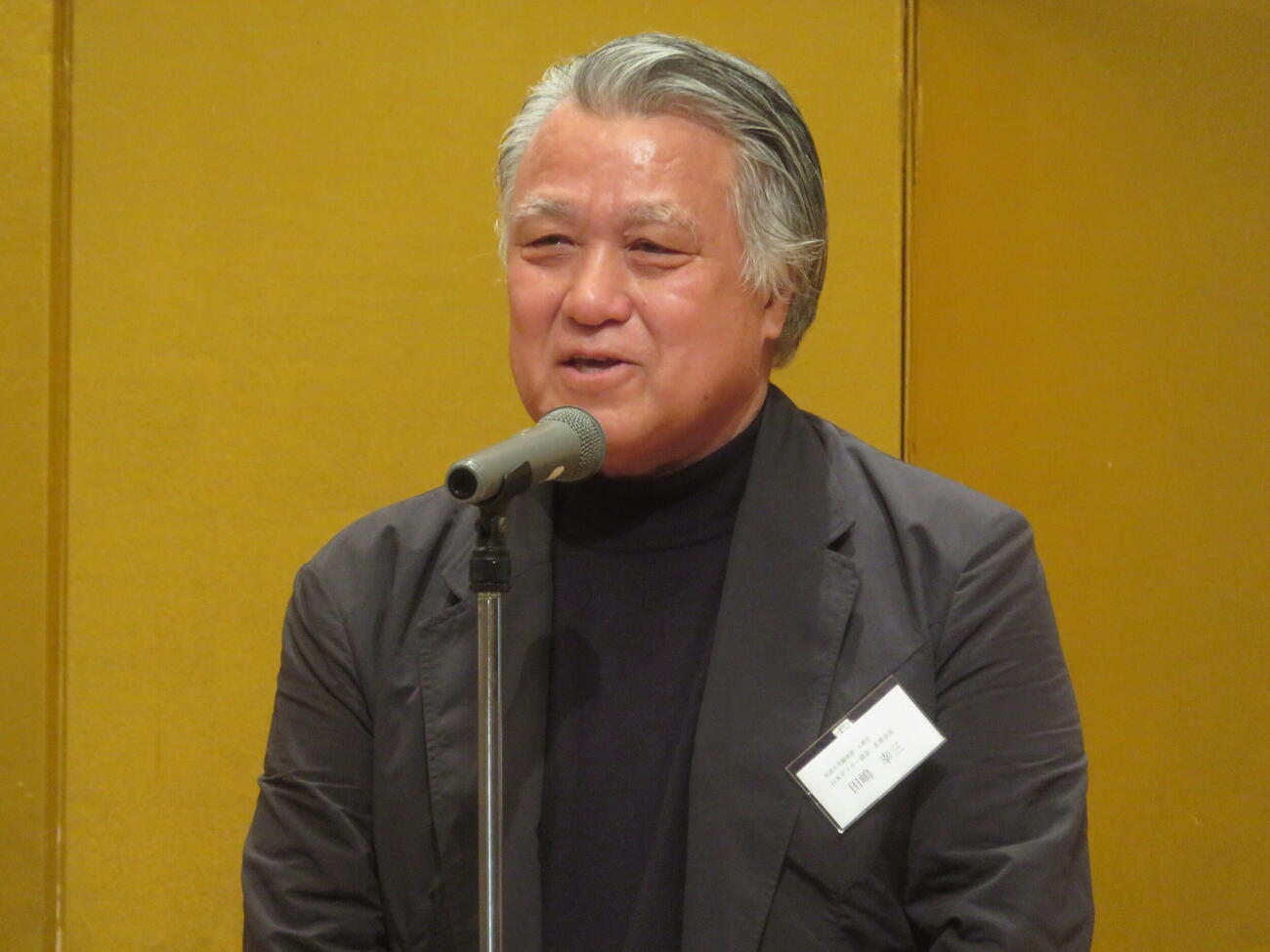 筑波大学蹴球部の第74回全日本大学サッカー選手権大会祝勝会兼創部130周年記念パーティーに出席した日本サッカー協会の田嶋幸三名誉会長（撮影・佐藤成）