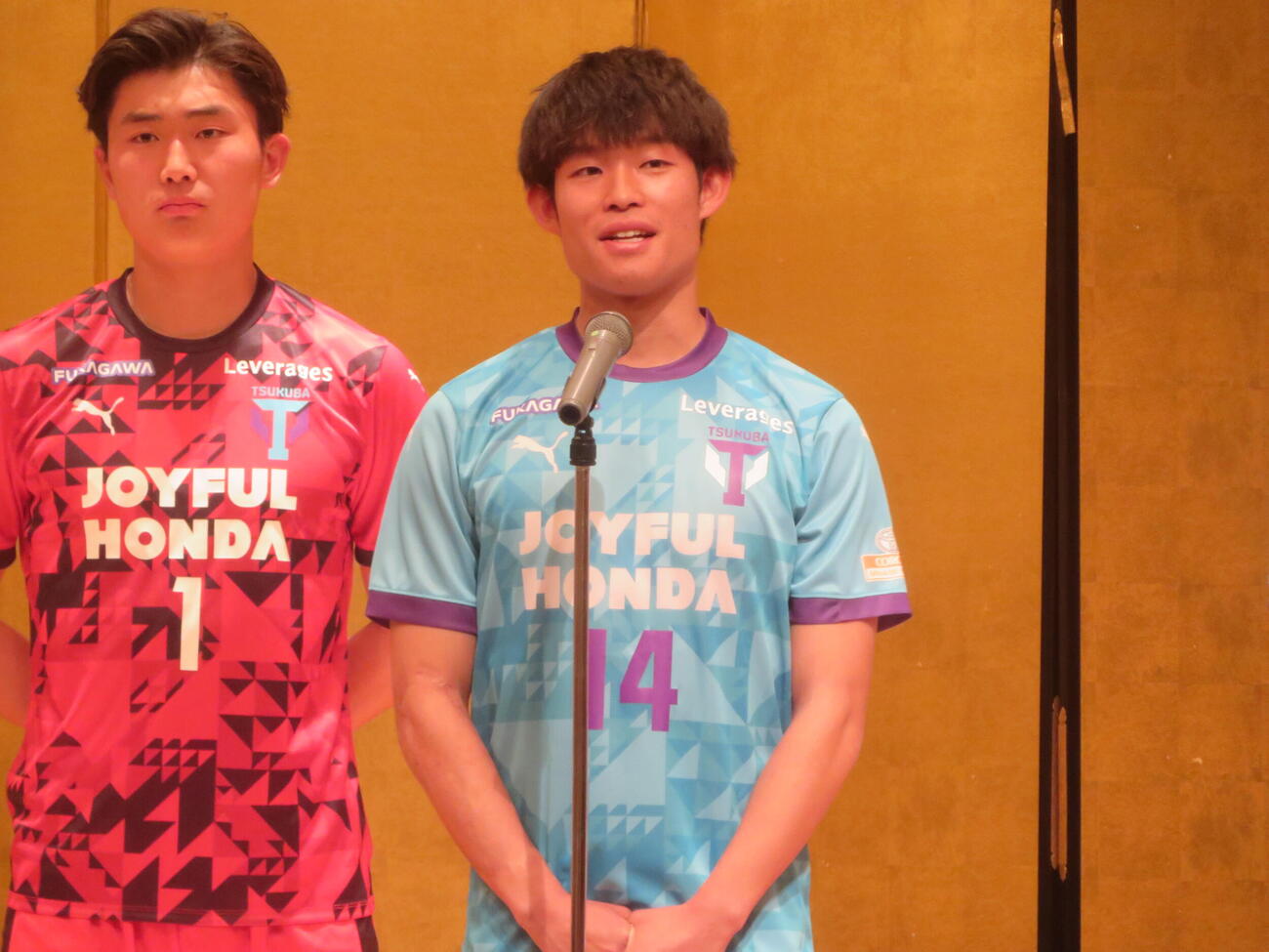 筑波大学蹴球部の第74回全日本大学サッカー選手権大会祝勝会兼創部130周年記念パーティーに出席した同部新主将の徳永涼（撮影・佐藤成）