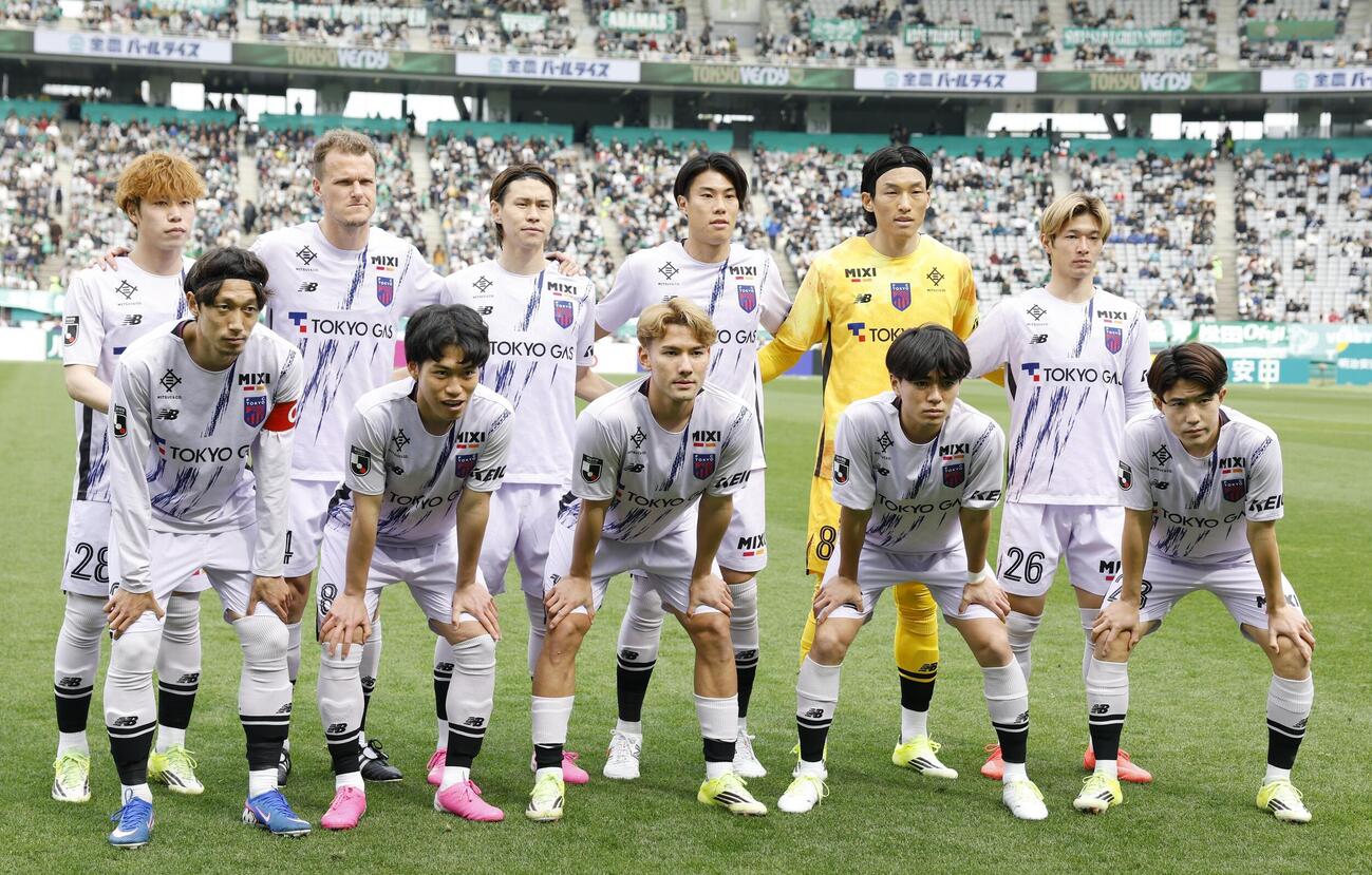 東京V戦に臨むFC東京イレブン＝味スタ(共同)