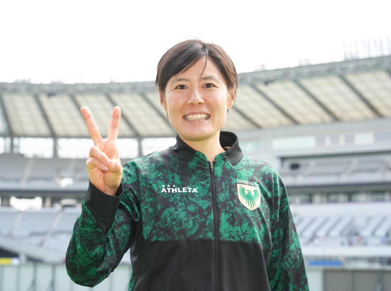 日テレ東京V対スタリオン・ラグナ　快勝し、笑顔を見せる日テレ東京V猶本（撮影・足立雅史）