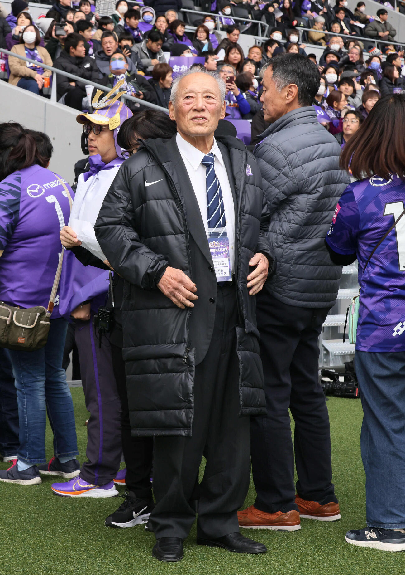 サンフレッチェ広島レジェンドマッチ2024　試合前、名誉実行委員長の今西和男氏（2024年12月撮影）