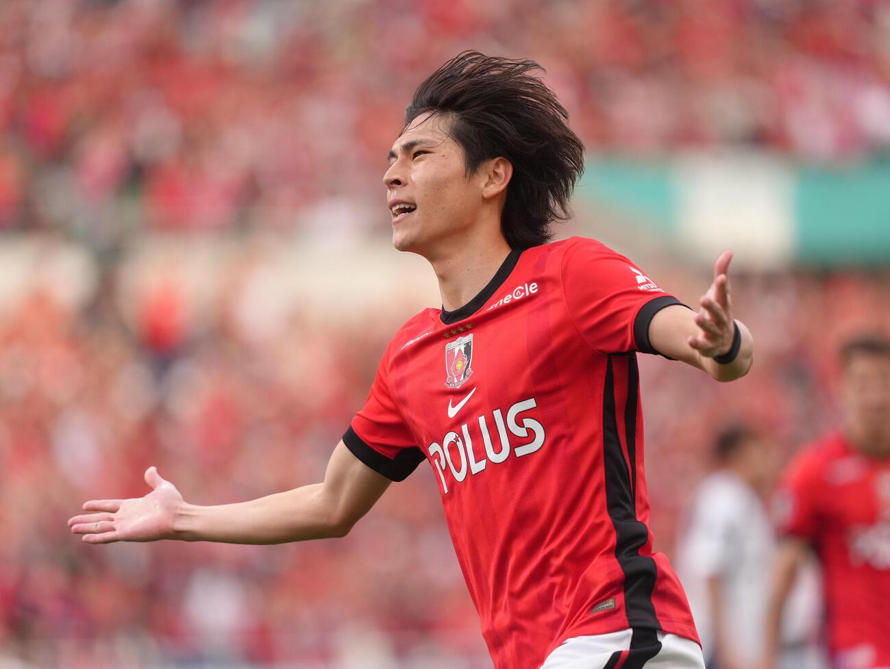 明治安田J1百年構想リーグ　浦和対千葉　後半、ゴールを決め喜ぶ浦和小森飛絢（撮影・足立雅史）