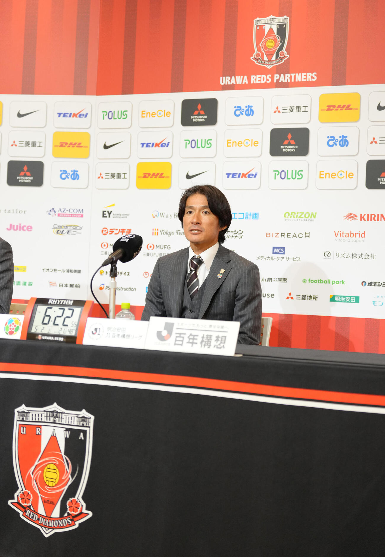 明治安田J1百年構想リーグ　浦和対千葉　連勝し、試合後の会見に臨む浦和田中達也暫定監督　（撮影・足立雅史）