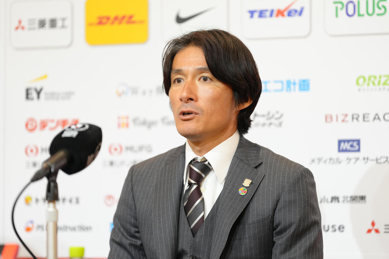 明治安田J1百年構想リーグ　浦和対千葉　連勝し、試合後の会見に臨む浦和田中達也暫定監督　（撮影・足立雅史）