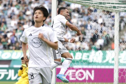 横浜】近藤友喜1得点3アシスト「やっと、ちょっと時間がかかりすぎた