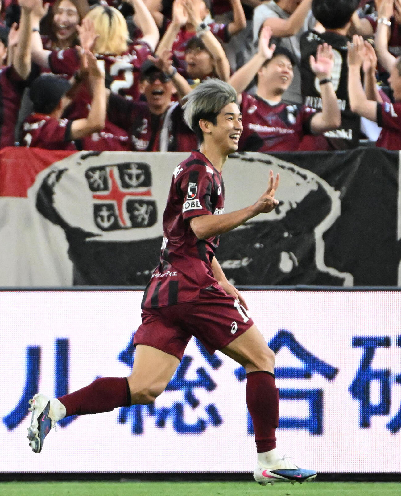 神戸対鹿島　後半、ハットトリックを決めた神戸大迫勇也（撮影・石井愛子）＝2026年5月30日=石井愛子撮影