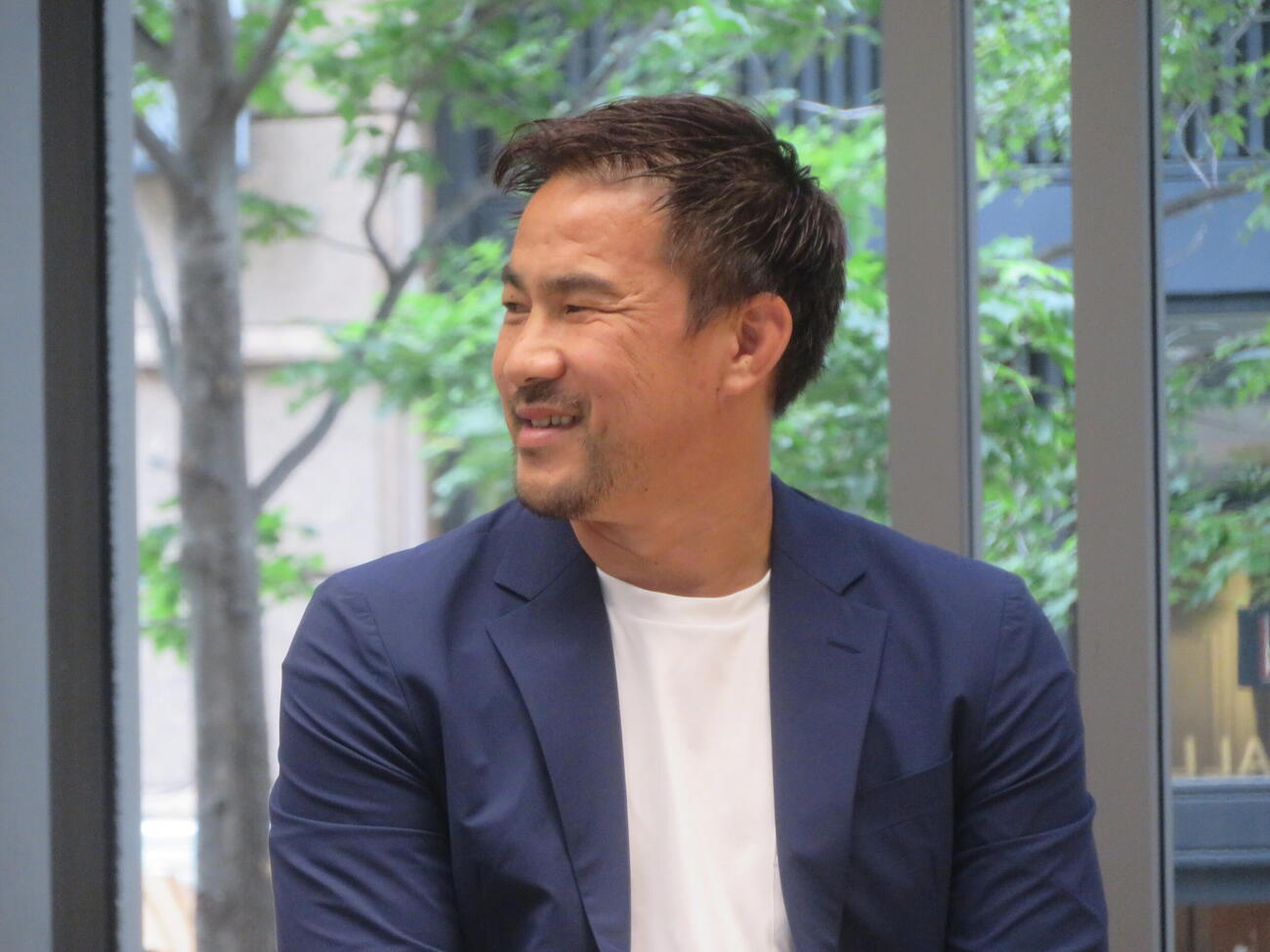 Jリーグ気候アクショントークイベントに出席したサッカーW杯3大会に出場した元日本代表FWの岡崎慎司氏
