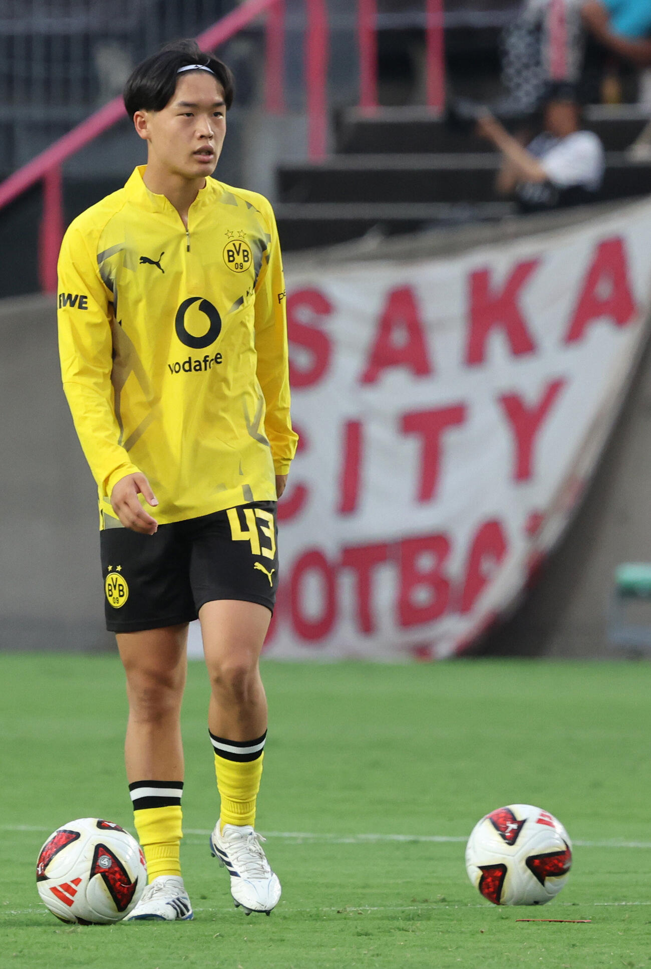 C大阪対ドルトムント　試合前の練習を行うドルトムント山本天翔（撮影・西尾就之）