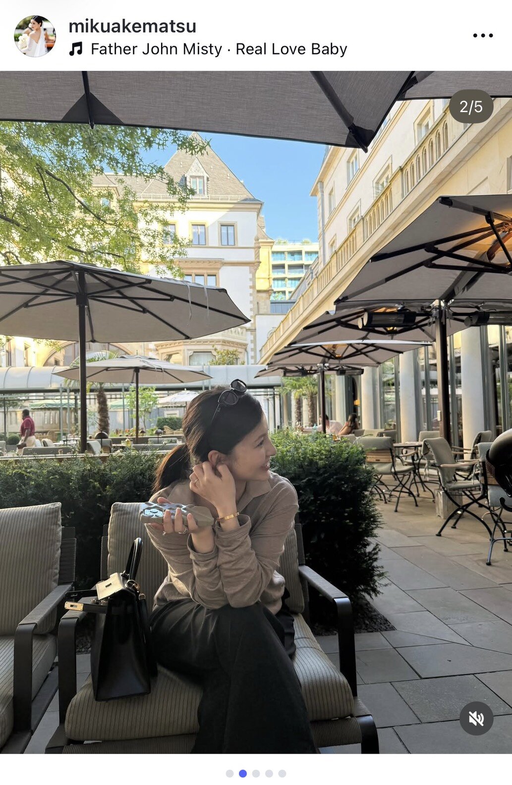 インスタグラムでオフショットを公開した明松美玖