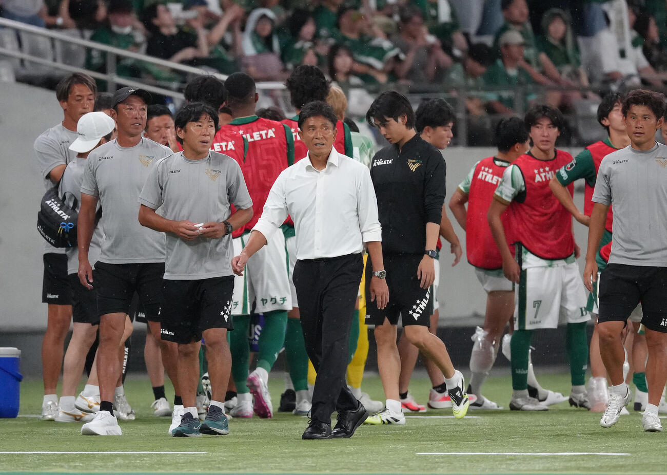 東京V対川崎F　川崎Fと引き分けた東京V城福浩監督（撮影・足立雅史）