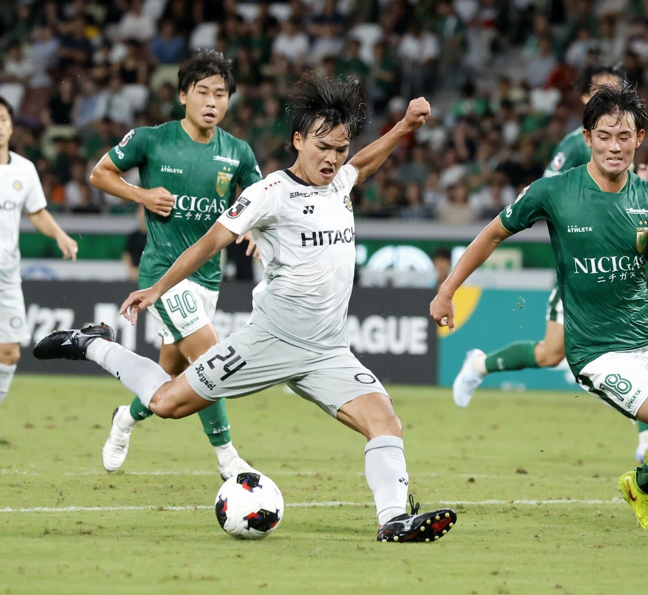 東京V対柏　後半、ゴールを決める柏久保藤次郎（撮影・山本朝陽）
