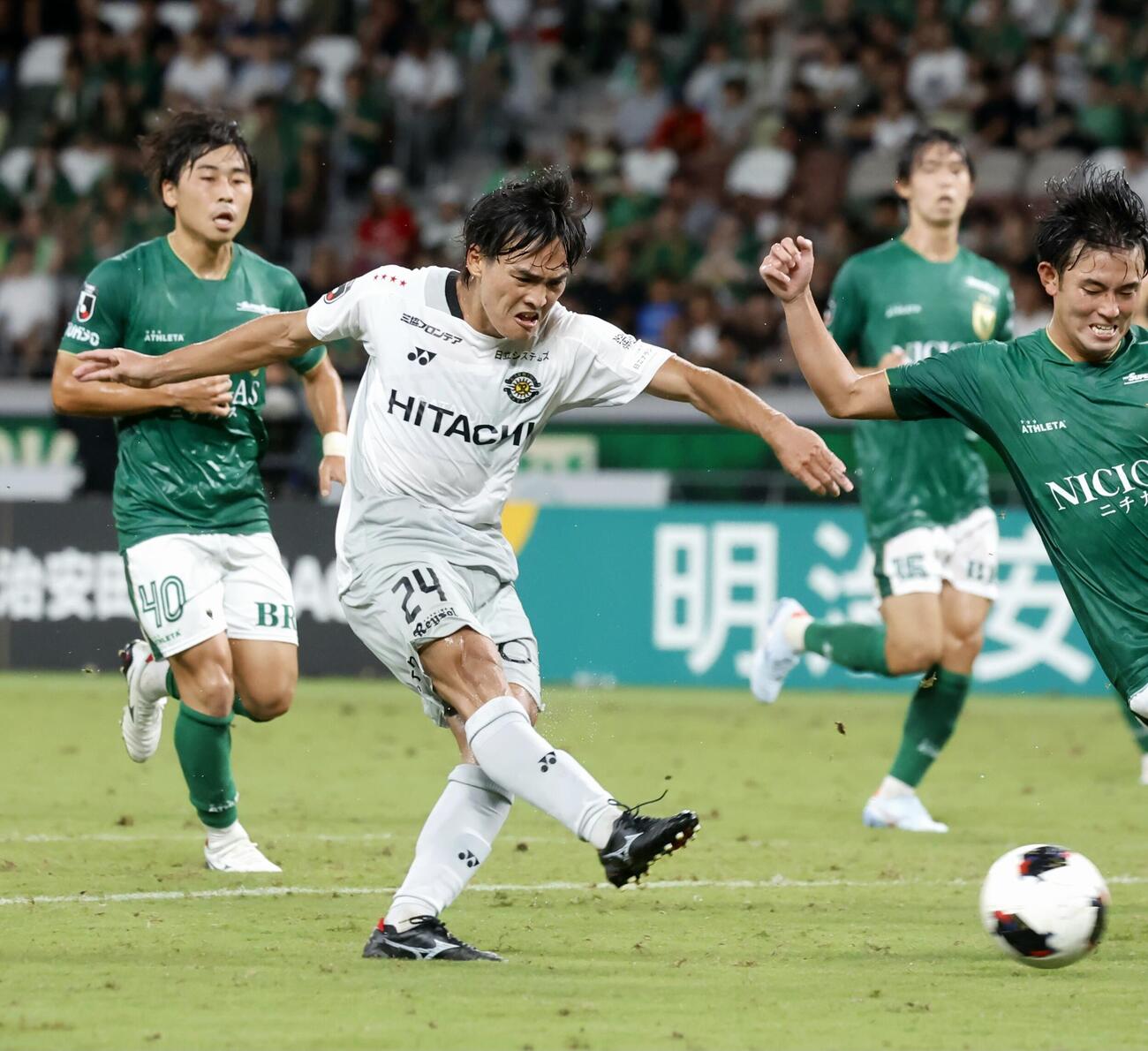 東京V対柏　後半、ゴールを決める柏久保藤次郎（撮影・山本朝陽）