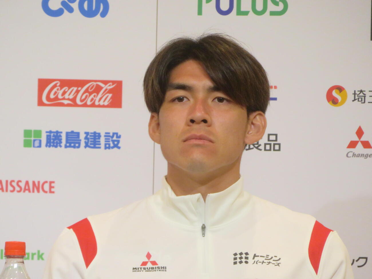 入団会見に臨んだ浦和レッズMF瀬古樹