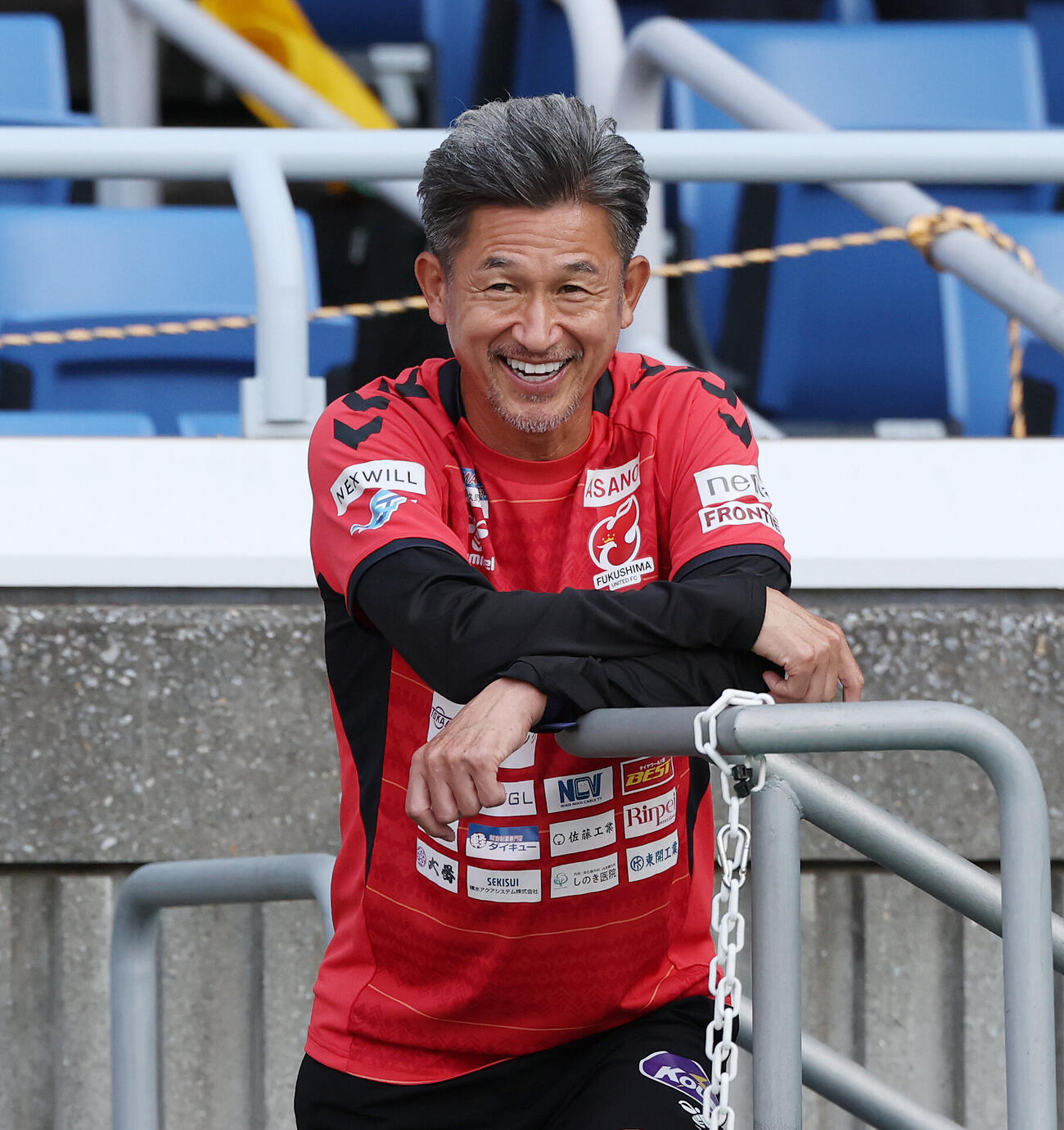 天皇杯1回戦で2得点した試合後、取材に応じる福島カズ（2026年8月撮影）