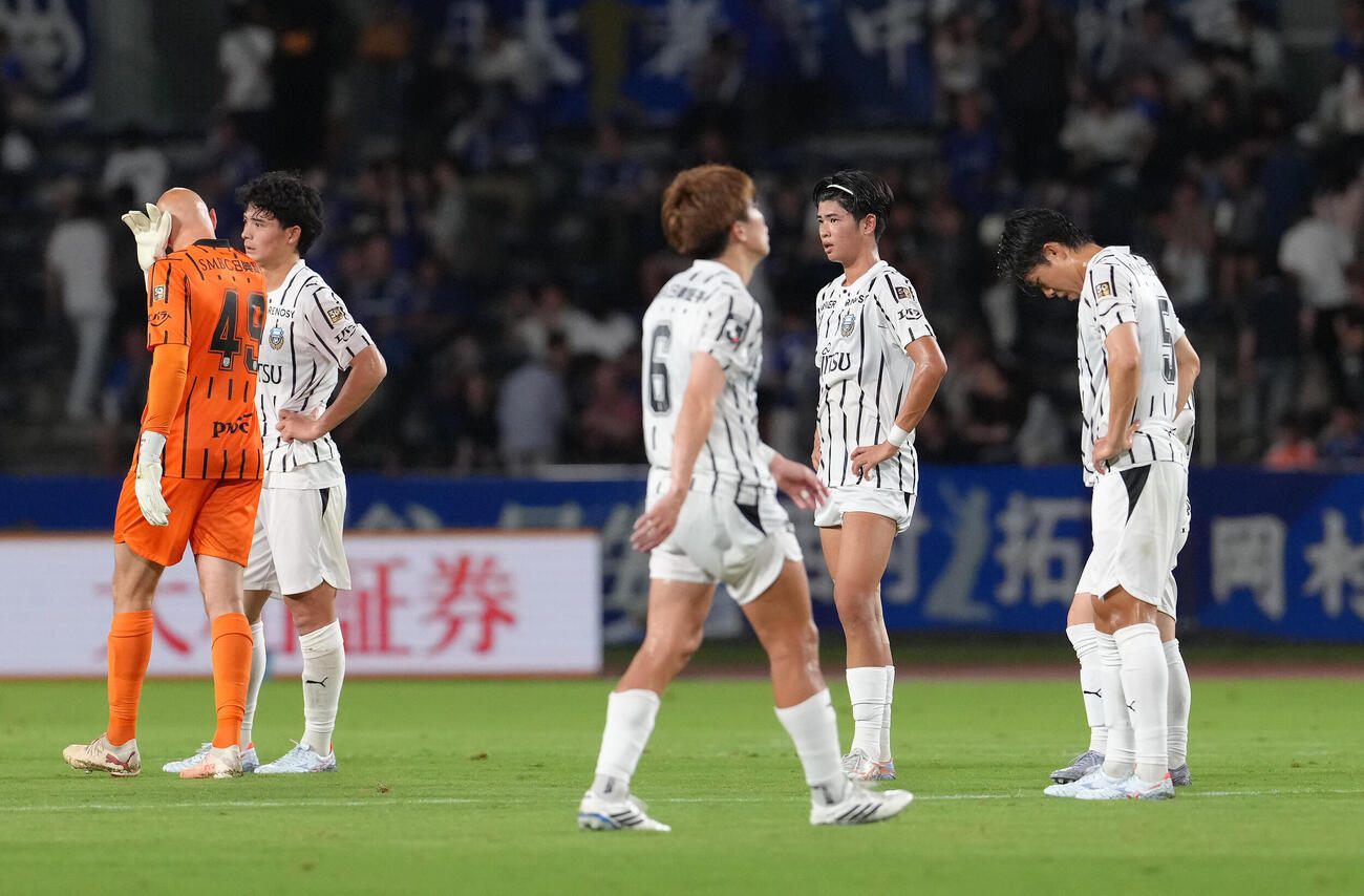 町田対川崎F　敗れた川崎F（撮影・足立雅史）