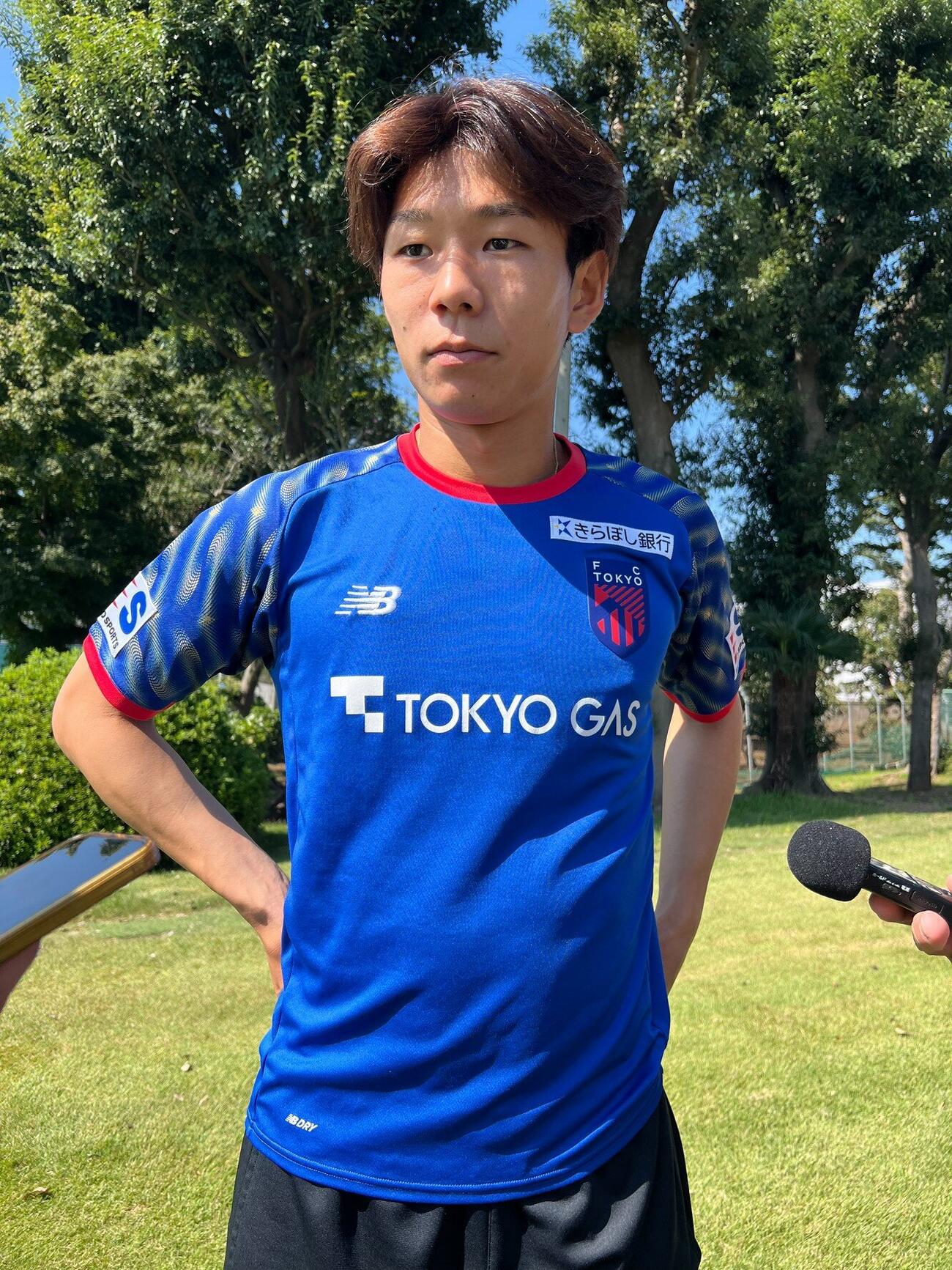 浦和レッズ戦に向けて調整したFC東京のDF稲村隼翔