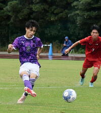 【高校サッカー】藤枝東　FW増田瑛斗「良いボールを蹴ってくれた」公式戦初のハットトリック - サッカー : 日刊スポーツ