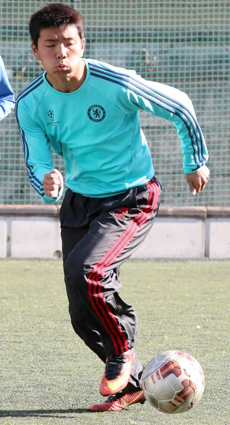 駒大高のアザール 矢崎が2戦連発で初4強導く サッカー 日刊スポーツ 駒大高のアザール 矢崎が2戦連発で初4強導く サッカー 日刊スポーツ