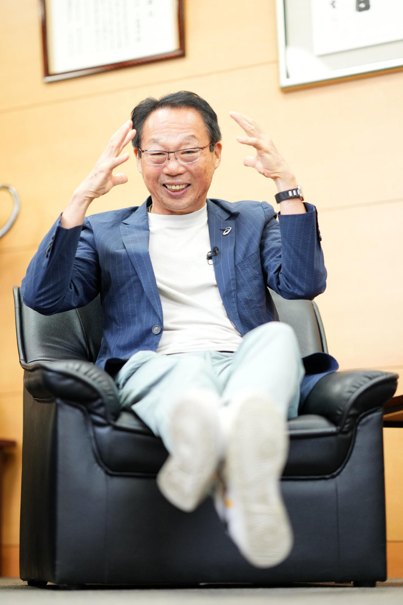 熱い思いを語る岡田武史氏（撮影・横山健太）