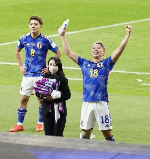 W杯】堂安律予告通り同点弾「俺が決めるって気持ちで入ったし俺しか