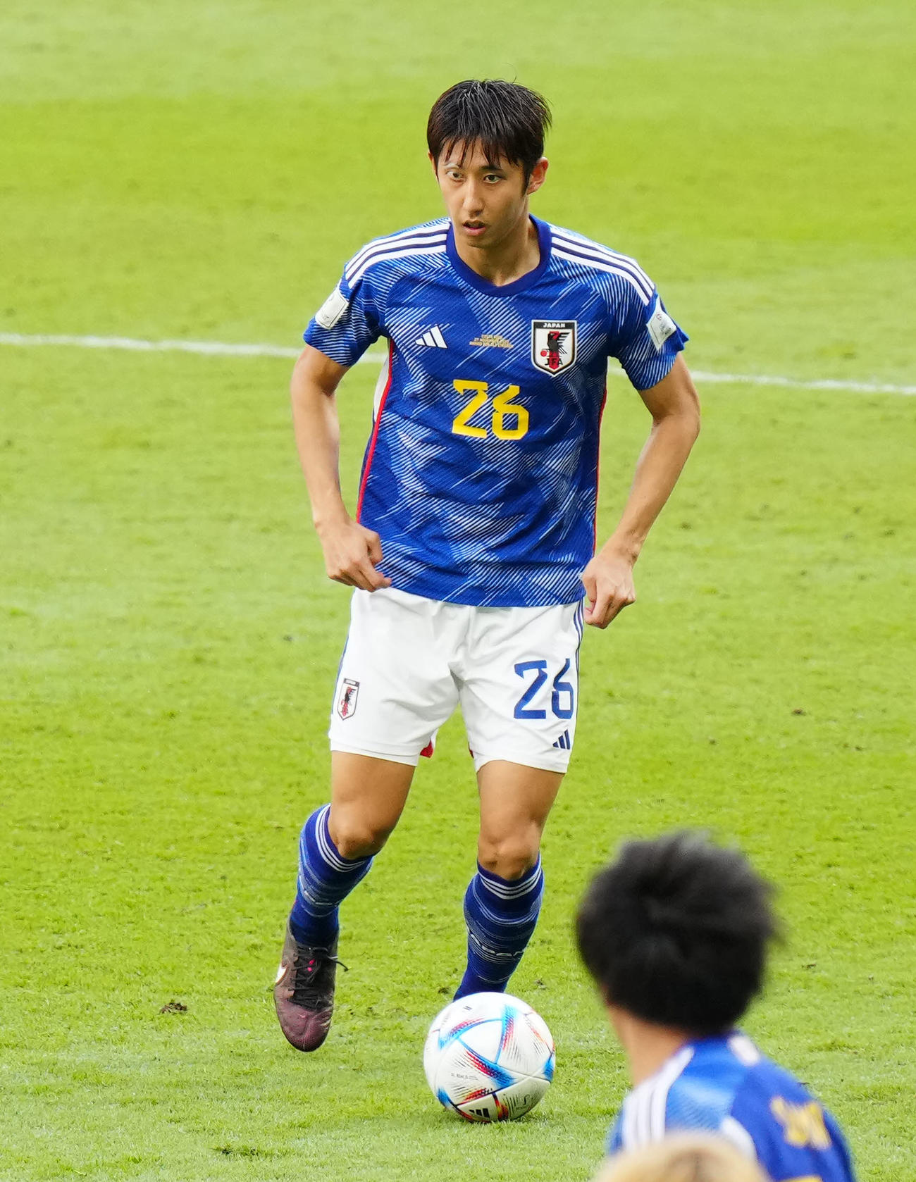 日本対コスタリカ　後半、ボールをキープする伊藤洋輝（22年11月27日撮影）