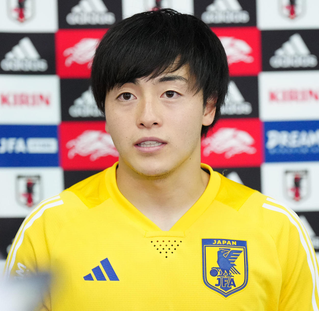練習後、取材に応じる相馬（撮影・江口和貴）