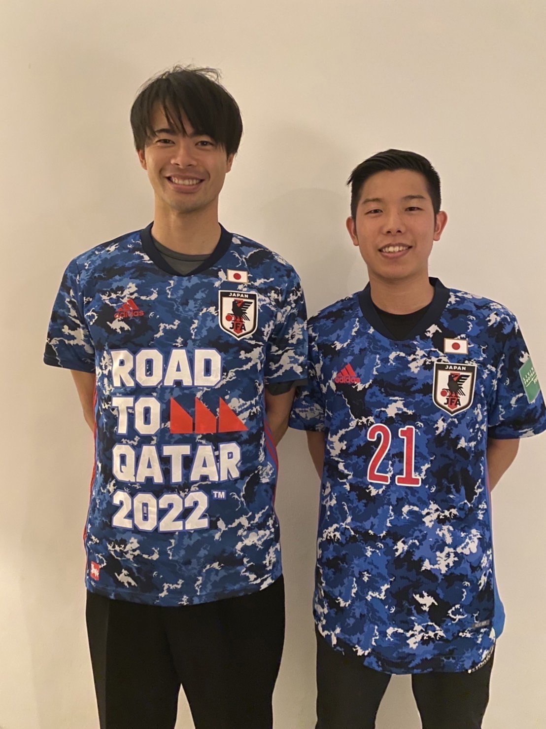 三笘（左）と田中雅飛さん