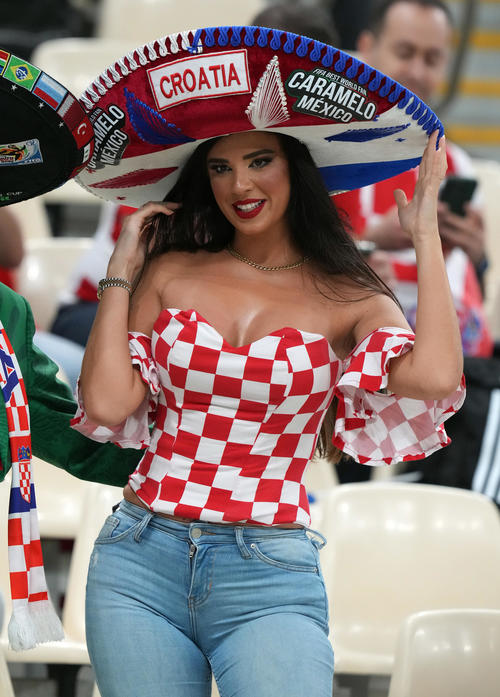アルゼンチン対クロアチア　クロアチア・サポーターのイワナ・ノールさん（撮影・パオロ　ヌッチ）