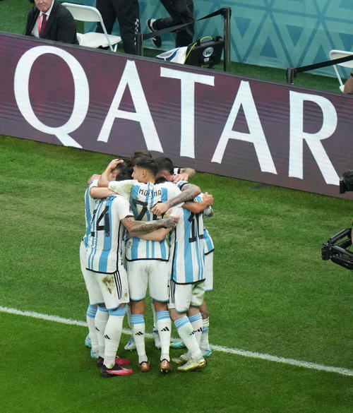W杯】メッシ今大会5ゴールで得点ランキング1位並ぶ 通算11得点で