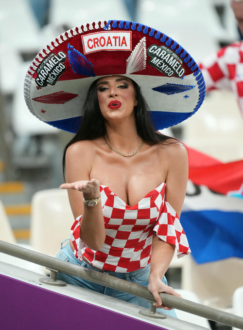 アルゼンチン対クロアチア　アルゼンチン対クロアチア　クロアチア・サポーターのイワナ・ノールさん（撮影・パオロ　ヌッチ）