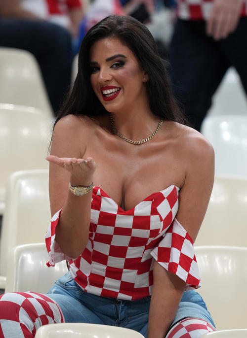 アルゼンチン対クロアチア　アルゼンチン対クロアチア　クロアチア・サポーターのイワナ・ノールさん（撮影・パオロ　ヌッチ）