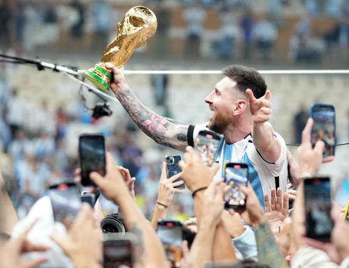 W杯】メッシ、代表継続を明言「世界チャンピオンとしてあと数試合